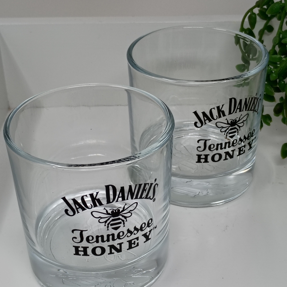 Jack Daniels 2pc Set Burbon Glasses - Picture 3 of 5